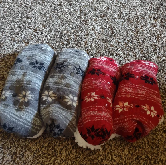 Slippers - Picture 2 of 2